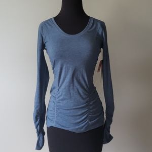 Zella long-sleeved performance shirt, size S